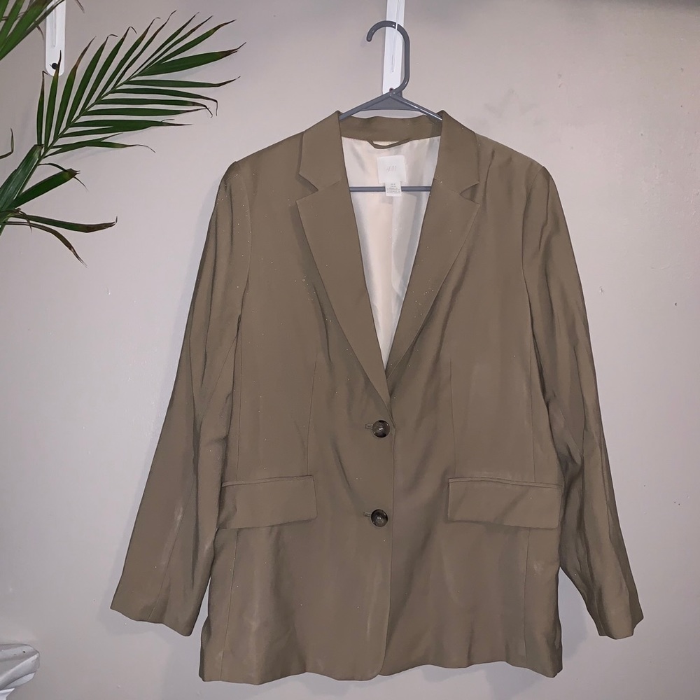 H&M Blazer - Picture 2 of 2